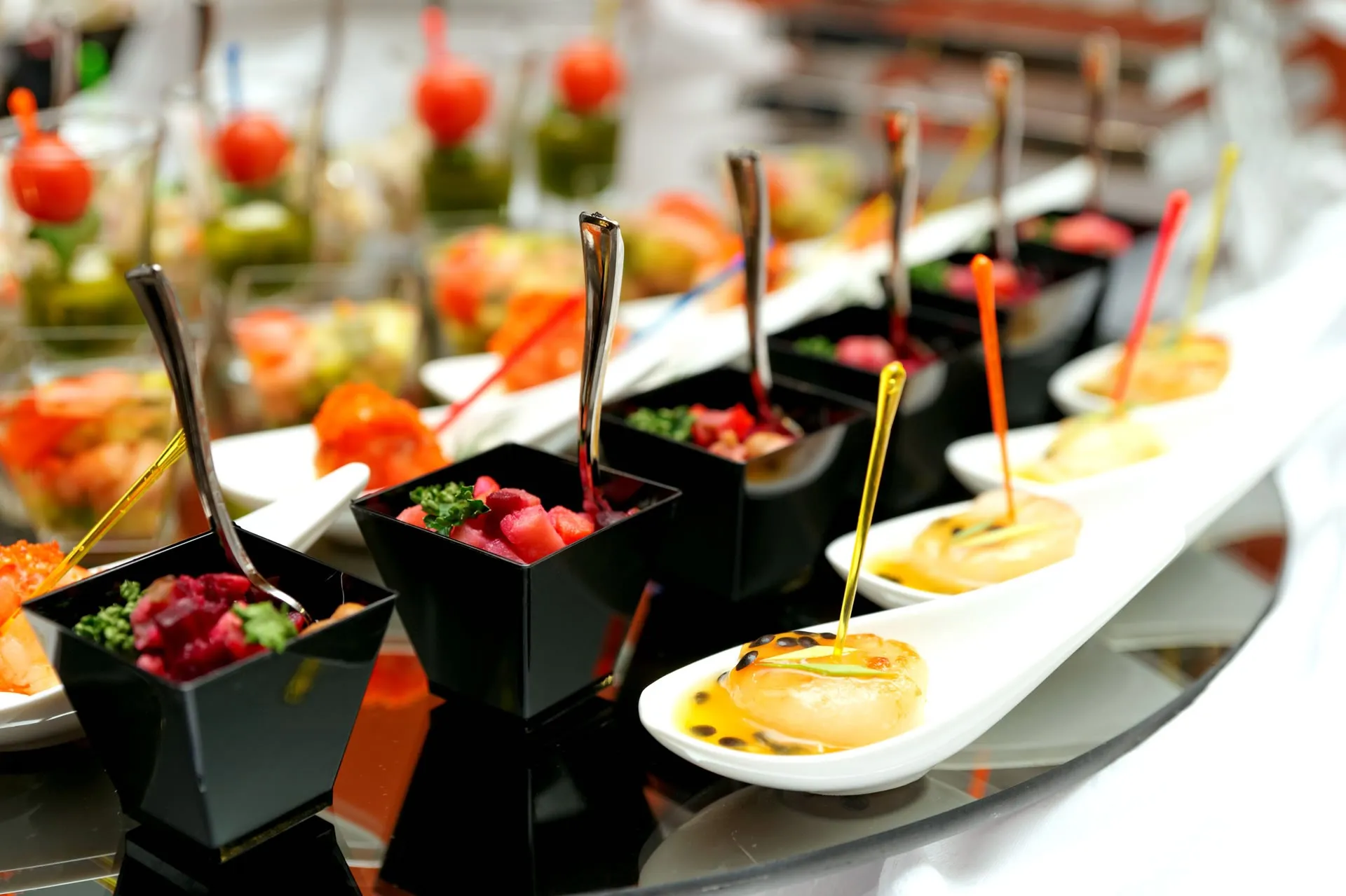 Assortiment d'entrées proposé par le service de traiteur de la Maison Godet